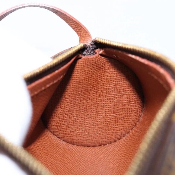 LOUIS VUITTON Monogram Papillon Pouch LV Auth 138015 - Picture 12 of 16